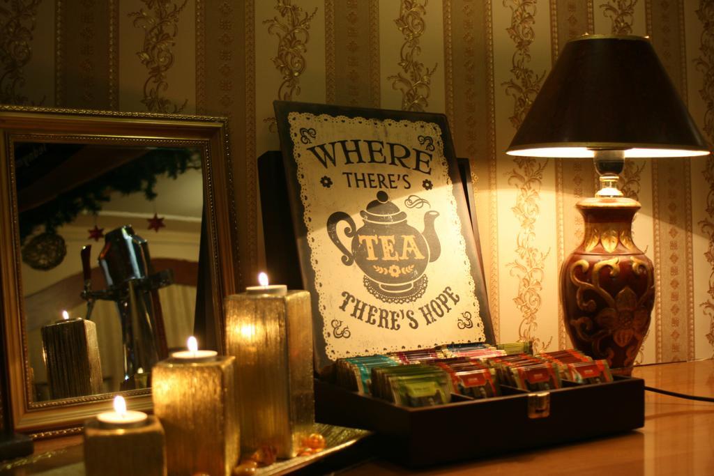 Dwor Ostoia Hotel Rymanów Kültér fotó